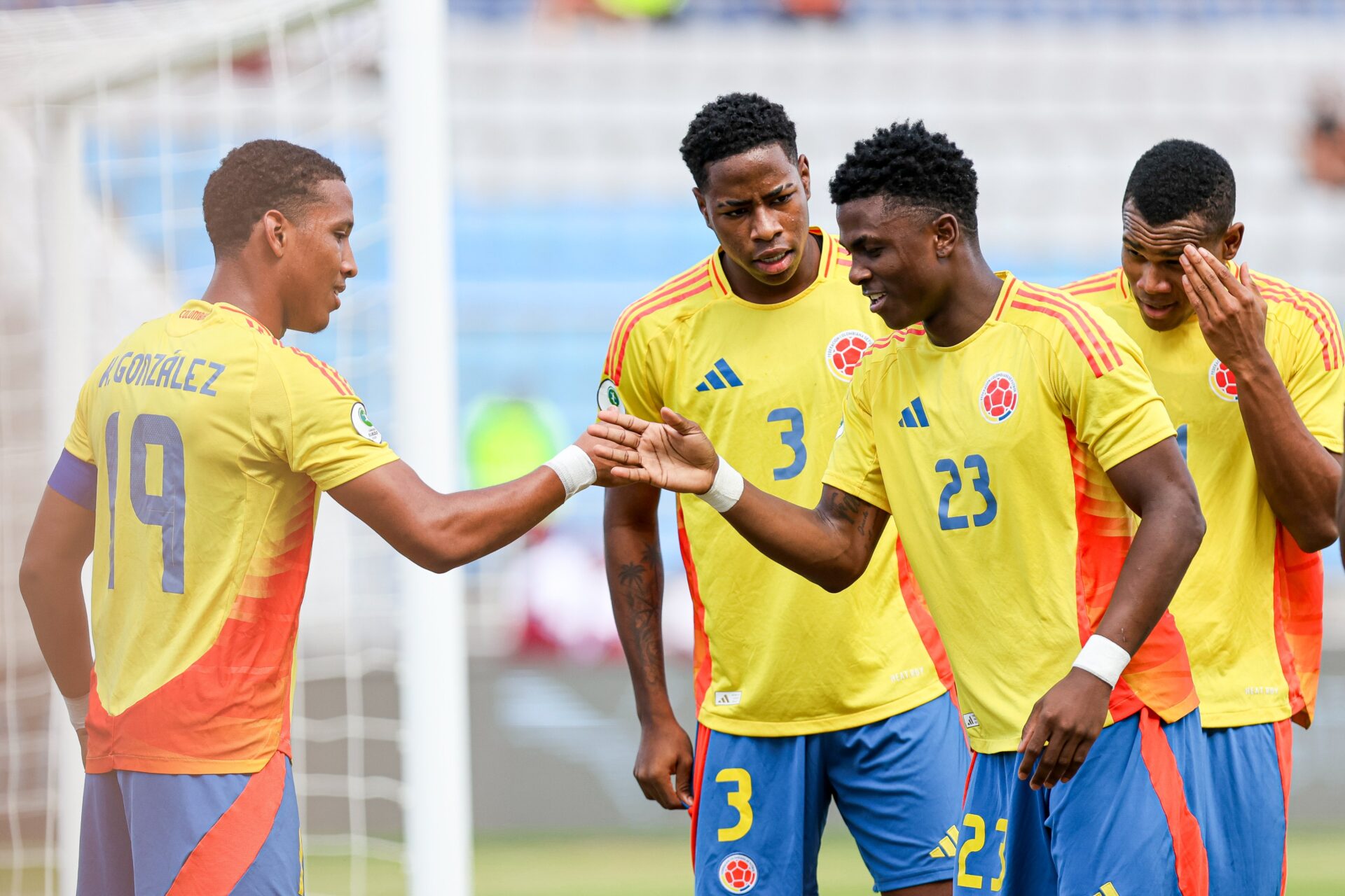 La selección Colombia Sub-20 clasifica a los Octavos de final en la Copa Mundial de la FIFA Chile 2025.