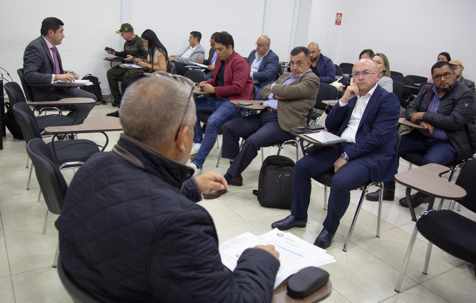 Cundinamarca refuerza seguridad: Medidas frente a extorsión y desinformación.