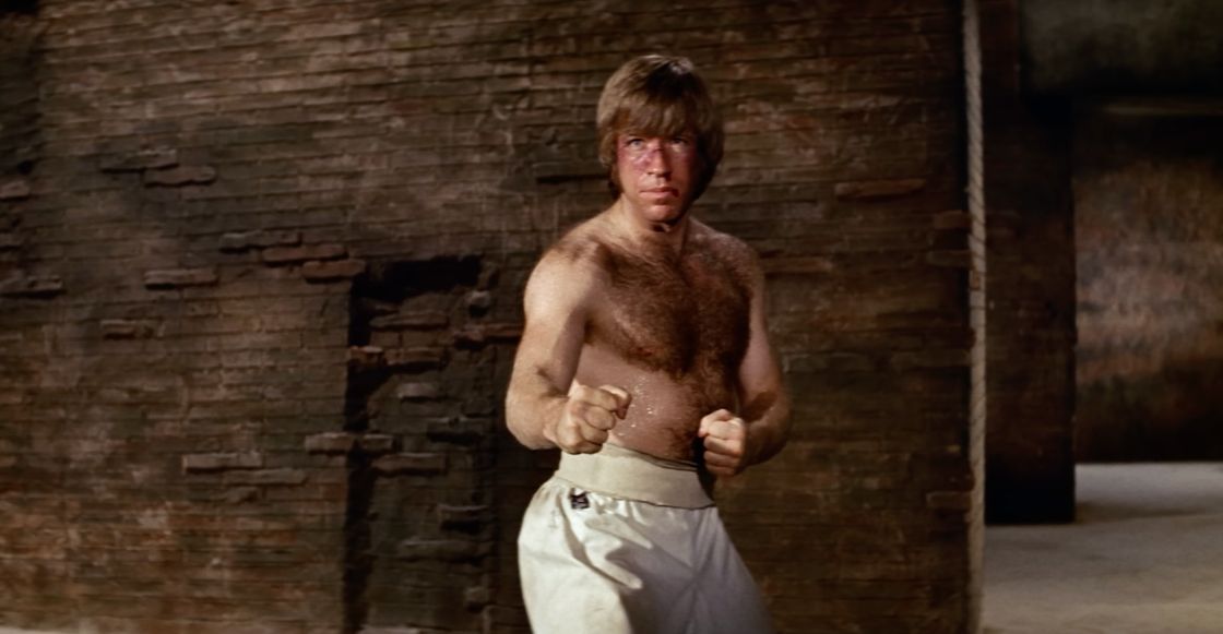 Adiós a la Leyenda Chuck Norris, el Invencible del Cine, Fallece a los 86 años